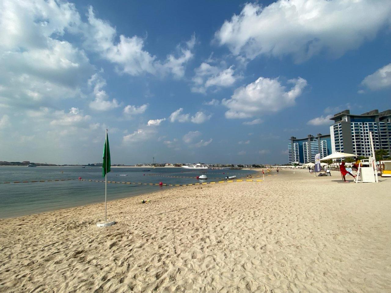Fairmont North 2br Balcony Sea View * Dubai